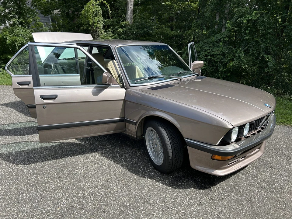 1987 BMW E28 5 Series - Image 12 of 31