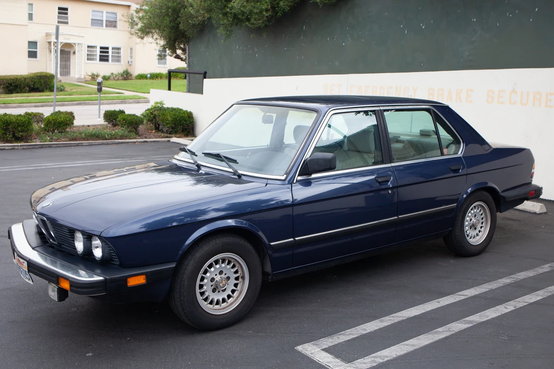 1987 BMW E28 5 Series - Image 8 of 31
