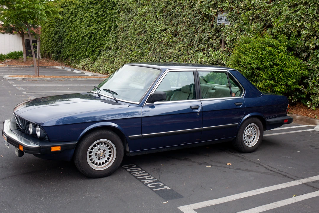 1987 BMW E28 5 Series - Image 9 of 31