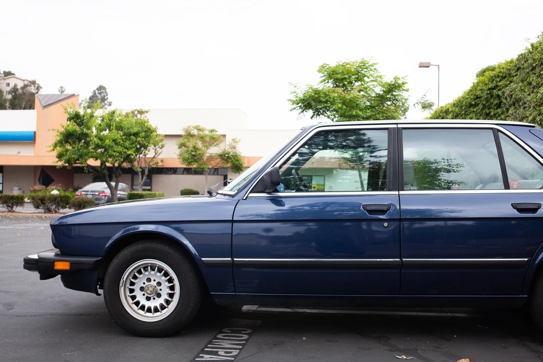 1987 BMW E28 5 Series - Image 28 of 31