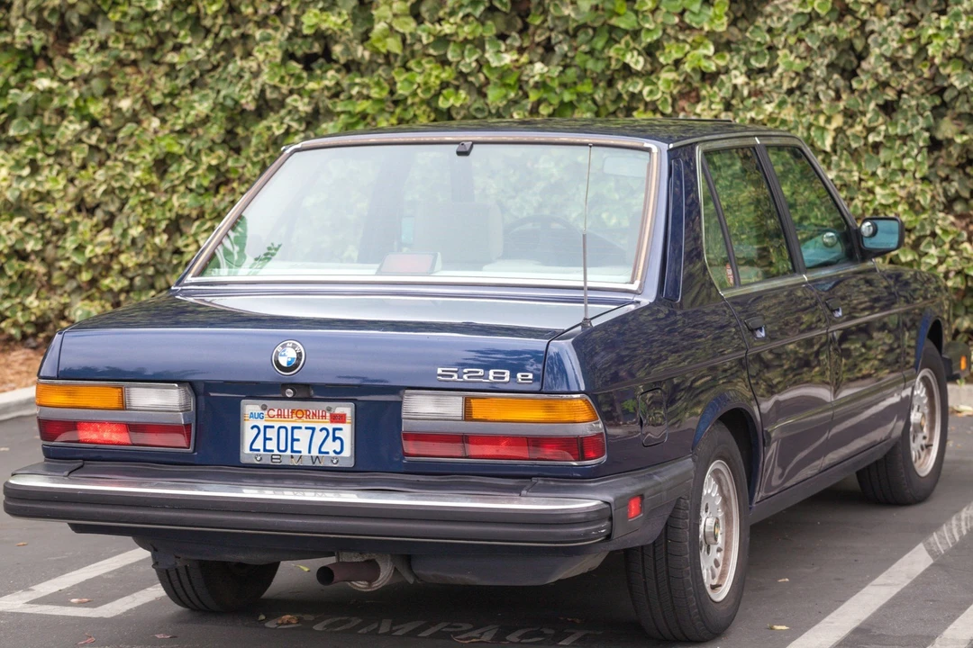 1987 BMW E28 5 Series - Image 13 of 31