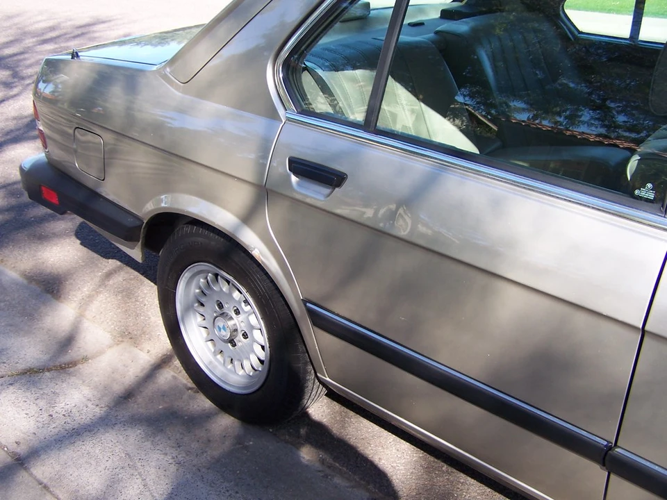1987 BMW E28 5 Series - Image 10 of 31