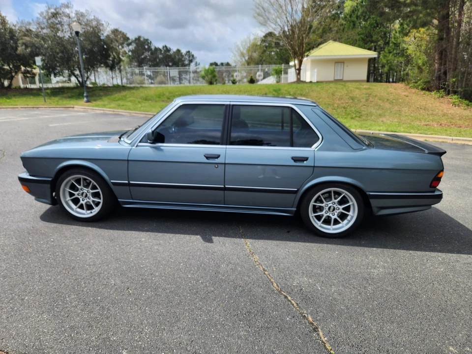 1987 BMW E28 5 Series - Image 10 of 31