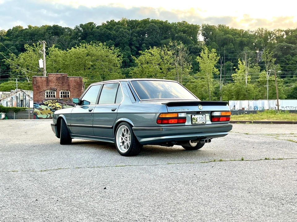 1987 BMW E28 5 Series - Image 8 of 31