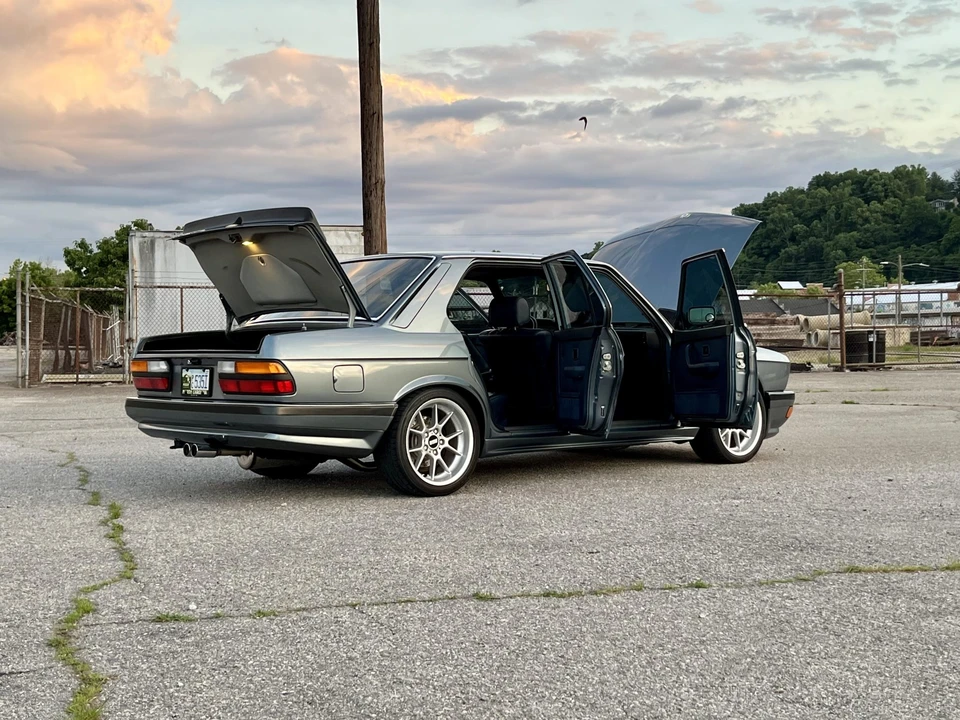 1987 BMW E28 5 Series - Image 28 of 31