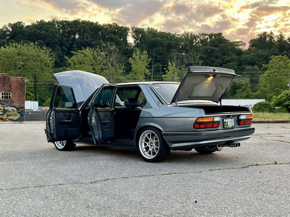 1987 BMW E28 5 Series - Image 30 of 31