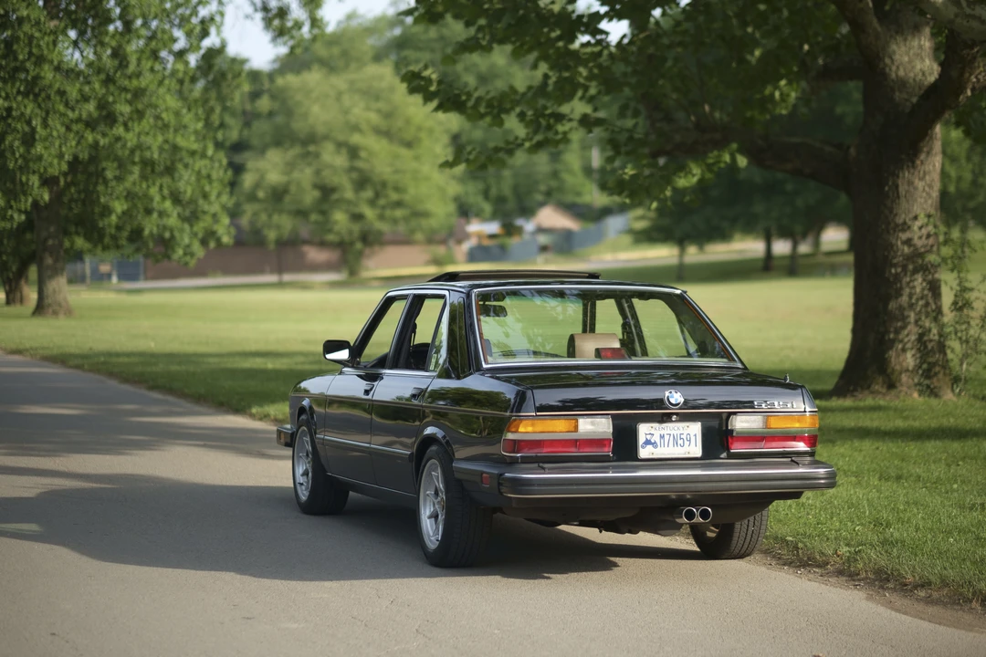 1987 BMW E28 5 Series - Image 2 of 2