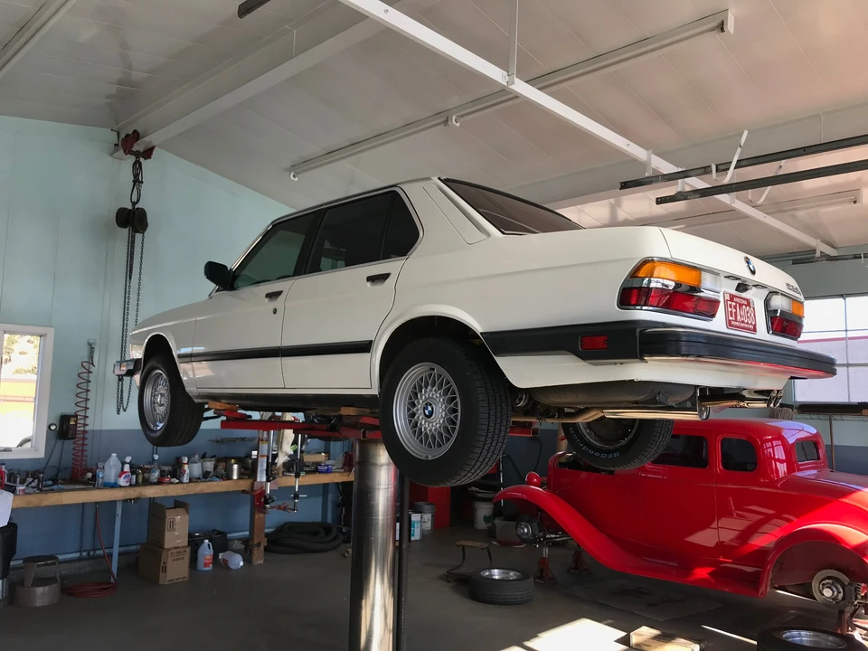 1987 BMW E28 5 Series - Image 12 of 31