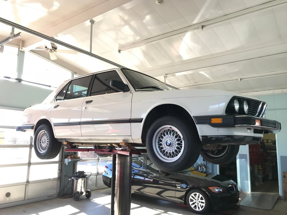 1987 BMW E28 5 Series - Image 14 of 31