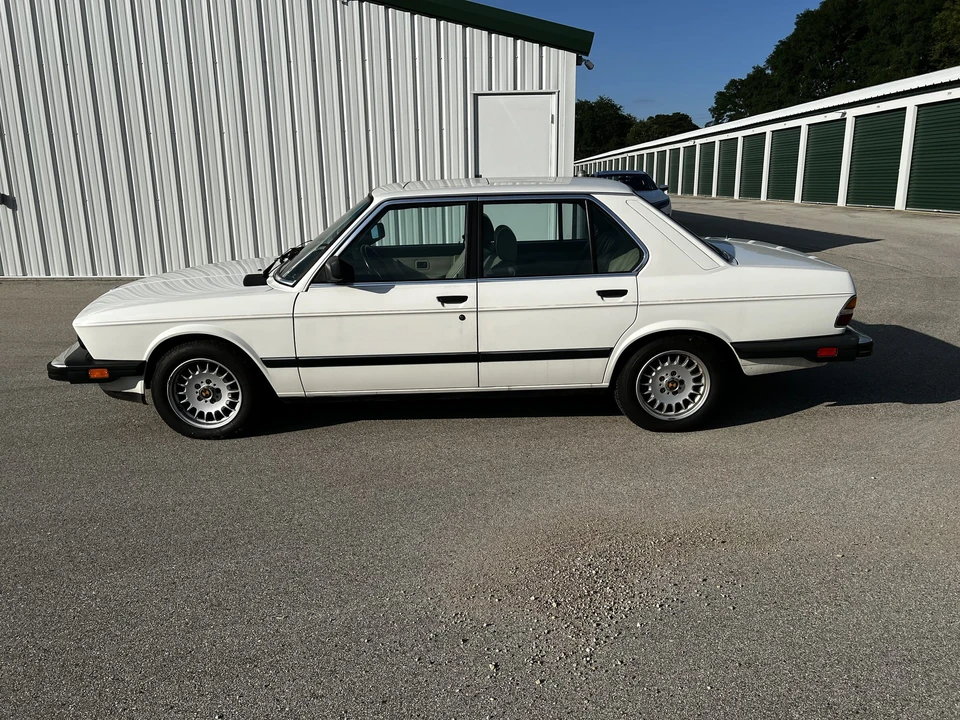 1987 BMW E28 5 Series - Image 4 of 31
