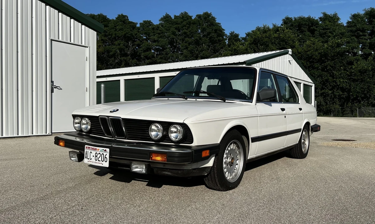 1987 BMW E28 5 Series - Image 2 of 31