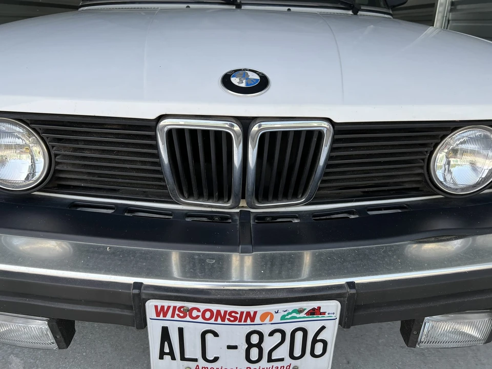 1987 BMW E28 5 Series - Image 30 of 31
