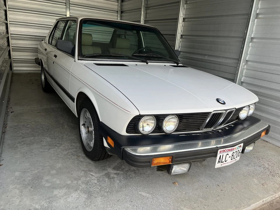 1987 BMW E28 5 Series - Image 11 of 31