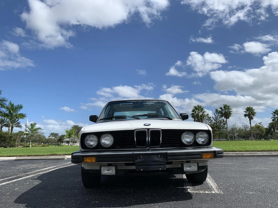 1987 BMW E28 5 Series - Image 9 of 31