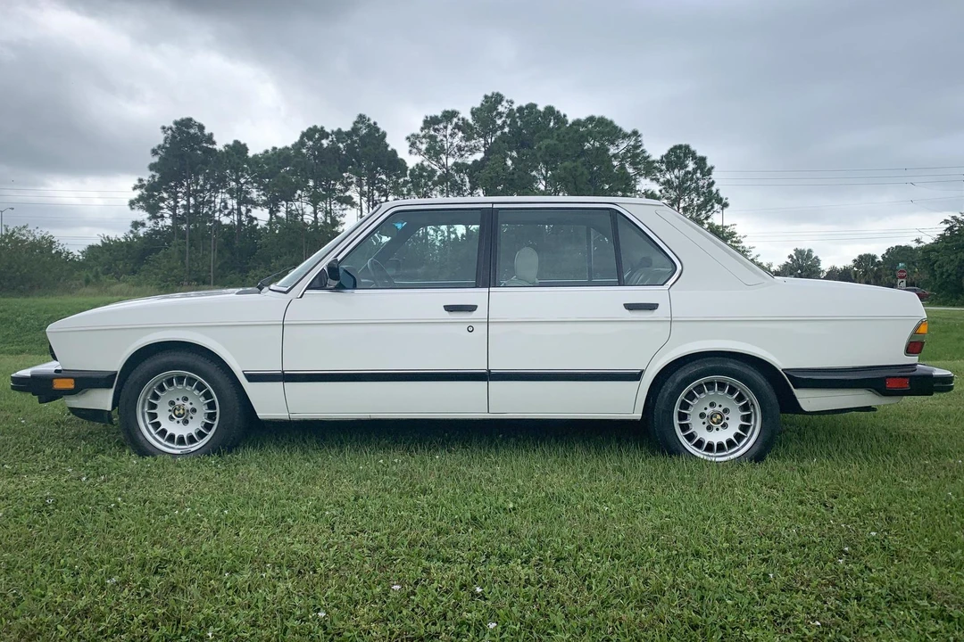 1987 BMW E28 5 Series - Image 3 of 31