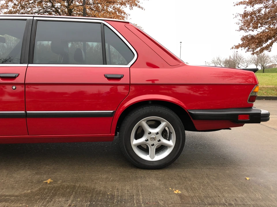 1987 BMW E28 5 Series - Image 13 of 31
