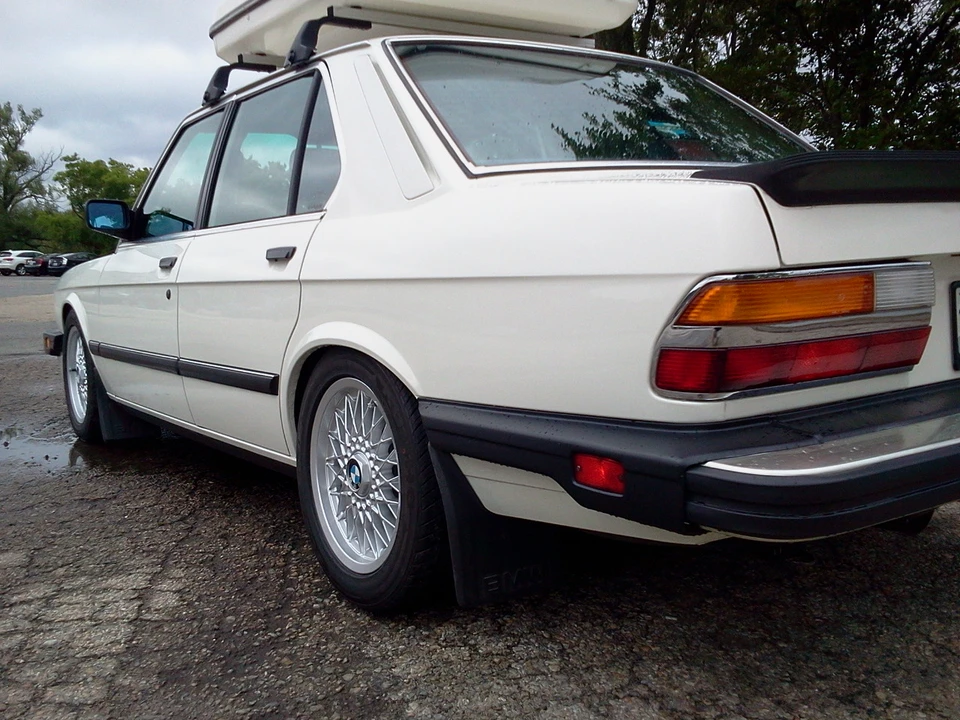 1987 BMW E28 5 Series - Image 9 of 31