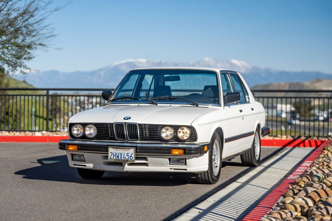 1987 BMW E28 5 Series - Image 2 of 31