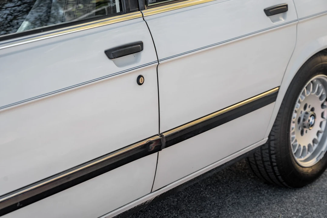 1987 BMW E28 5 Series - Image 12 of 31