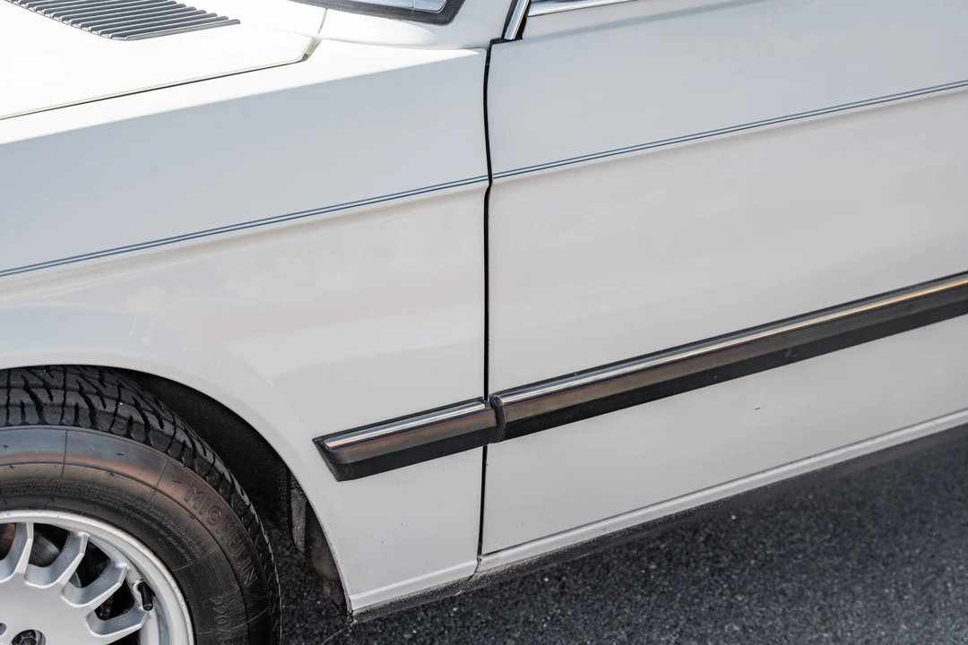 1987 BMW E28 5 Series - Image 13 of 31