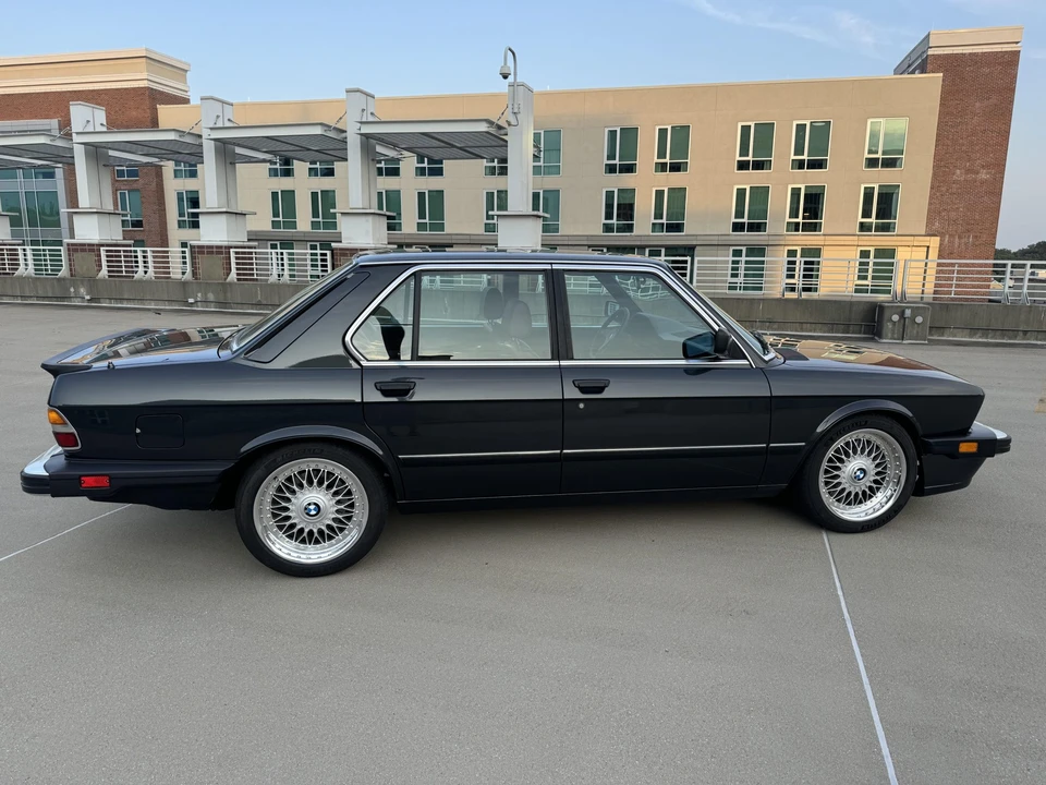 1987 BMW E28 5 Series - Image 10 of 31