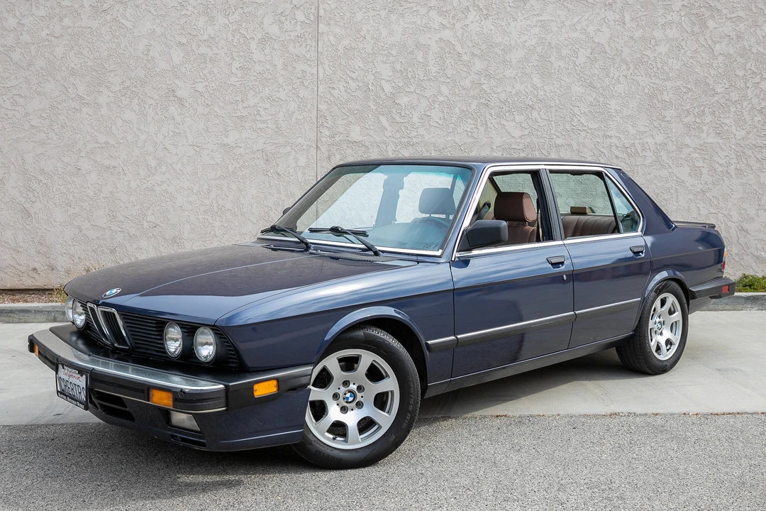 1987 BMW E28 5 Series - Image 2 of 31