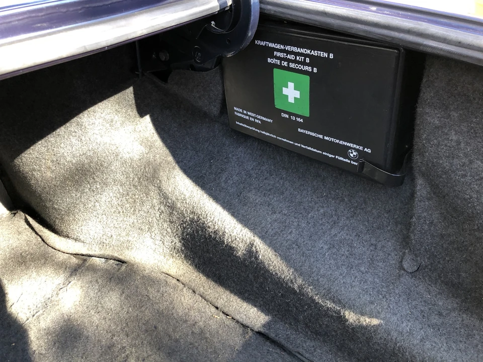 1987 BMW E28 5 Series - Image 30 of 31