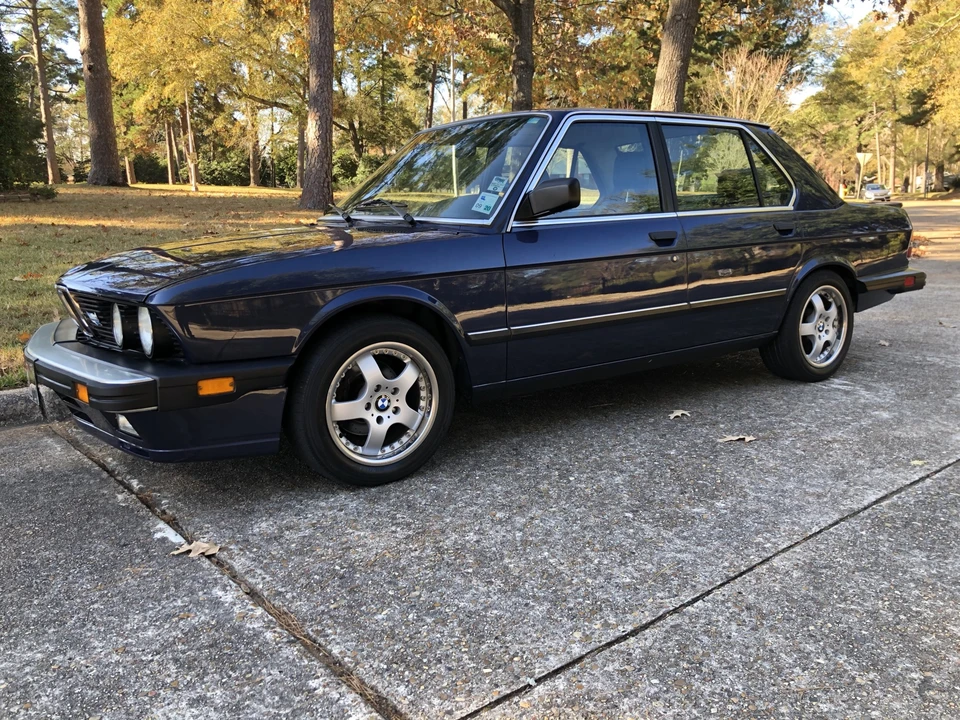 1987 BMW E28 5 Series - Image 2 of 31