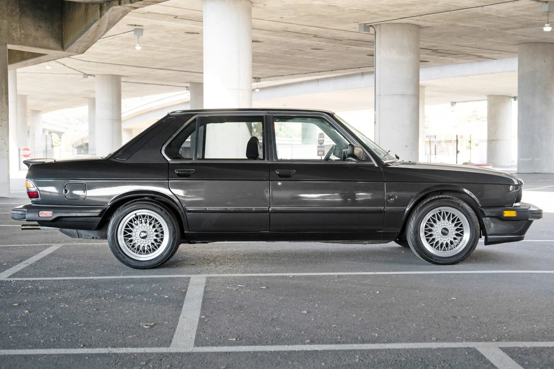 1987 BMW E28 5 Series - Image 8 of 31