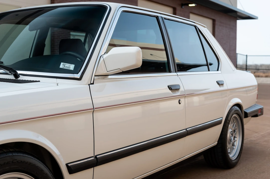 1987 BMW E28 5 Series - Image 25 of 31