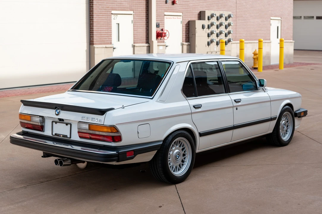 1987 BMW E28 5 Series - Image 11 of 31