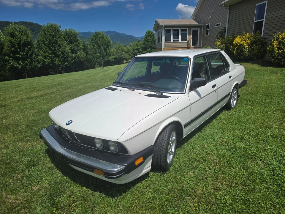 1987 BMW E28 5 Series - Image 2 of 31