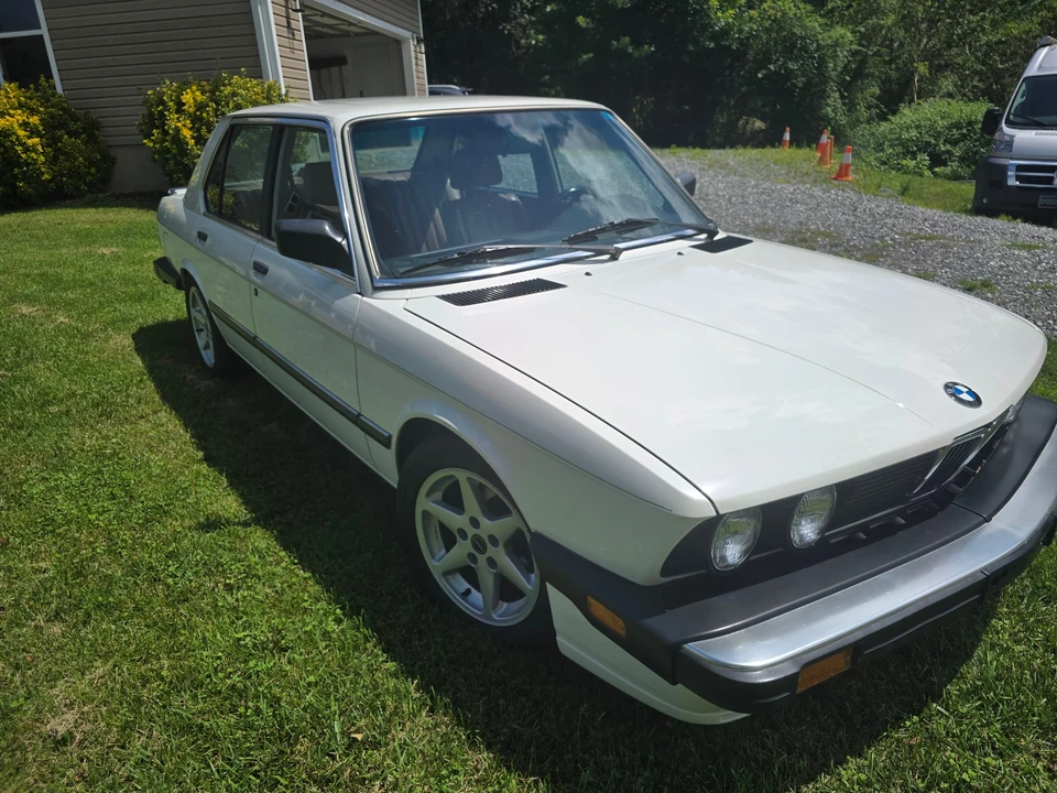 1987 BMW E28 5 Series - Image 5 of 31