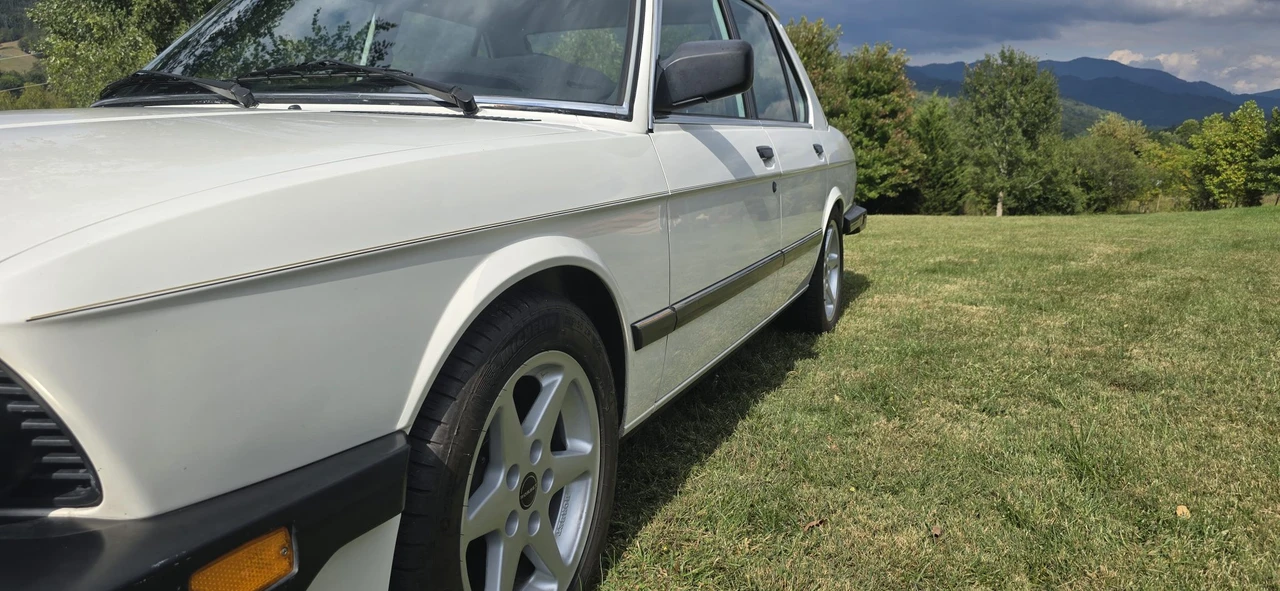 1987 BMW E28 5 Series - Image 11 of 31