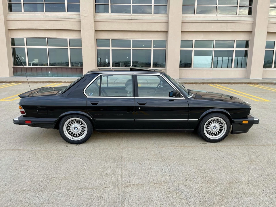 1987 BMW E28 5 Series - Image 11 of 31