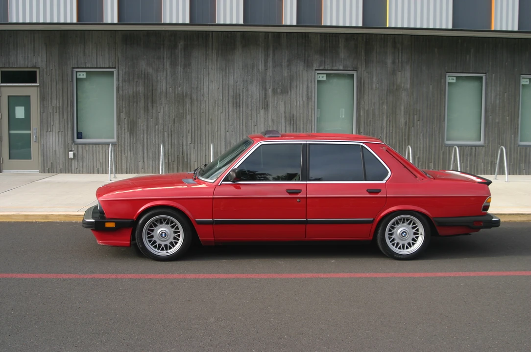 1987 BMW E28 5 Series - Image 15 of 31