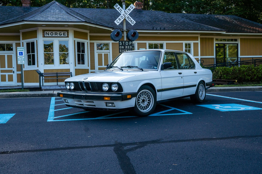 1987 BMW E28 5 Series - Image 2 of 31