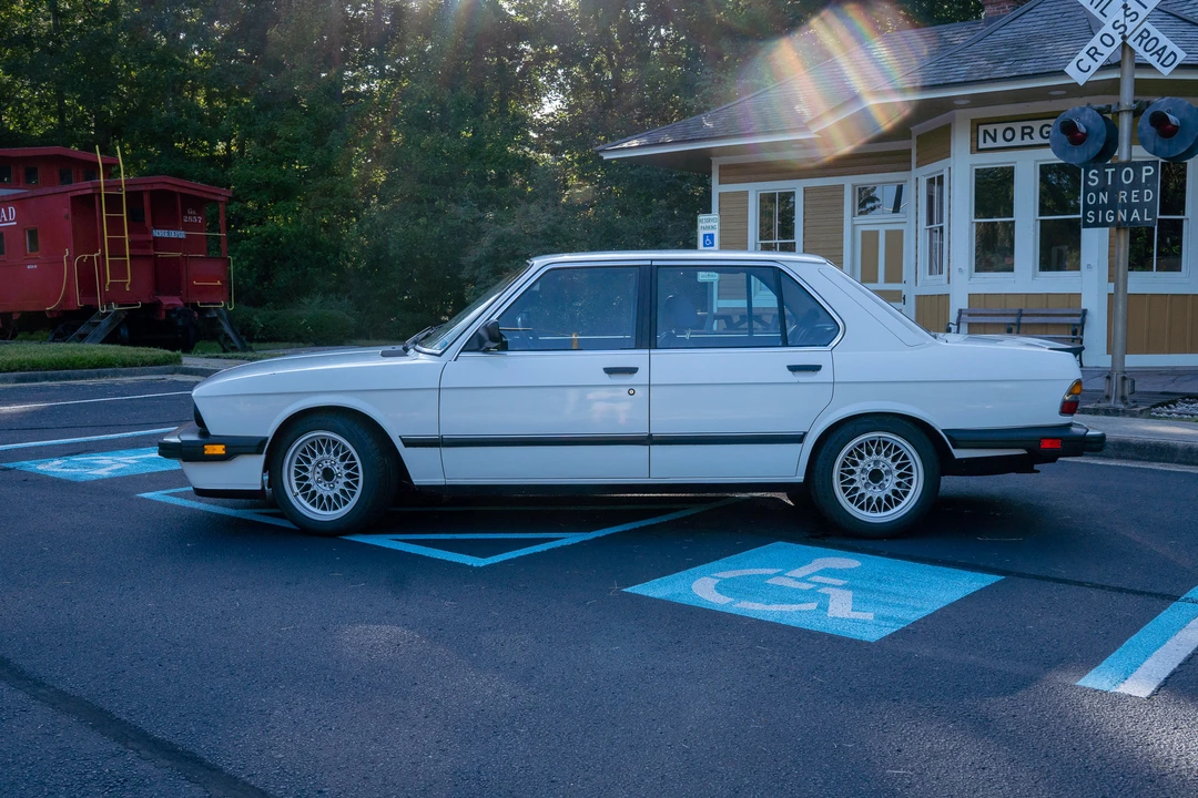 1987 BMW E28 5 Series - Image 4 of 31