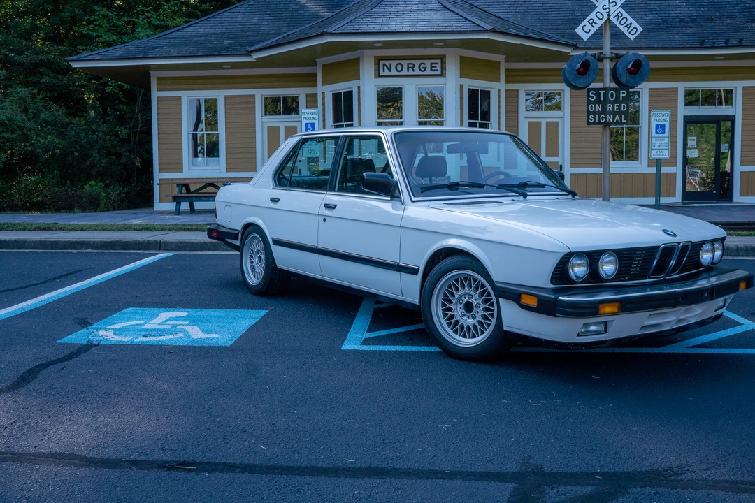 1987 BMW E28 5 Series - Image 12 of 31
