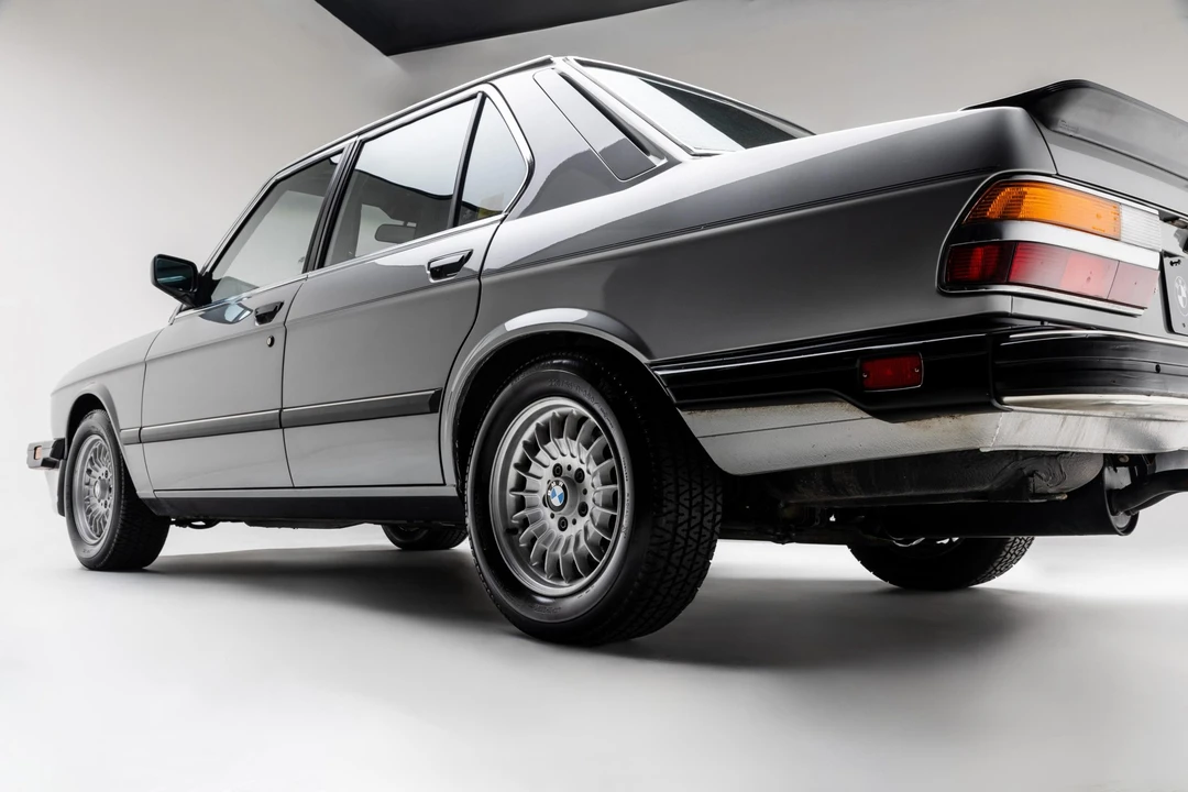 1987 BMW E28 5 Series - Image 8 of 31