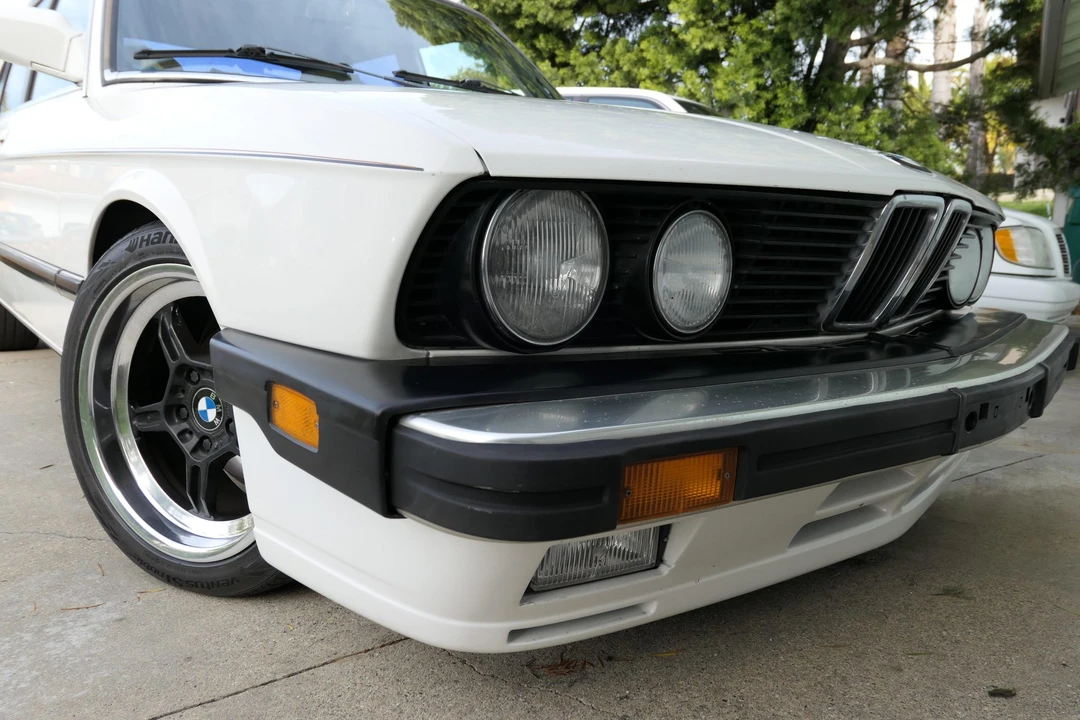1987 BMW E28 5 Series - Image 28 of 31