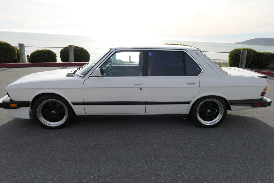 1987 BMW E28 5 Series - Image 12 of 31
