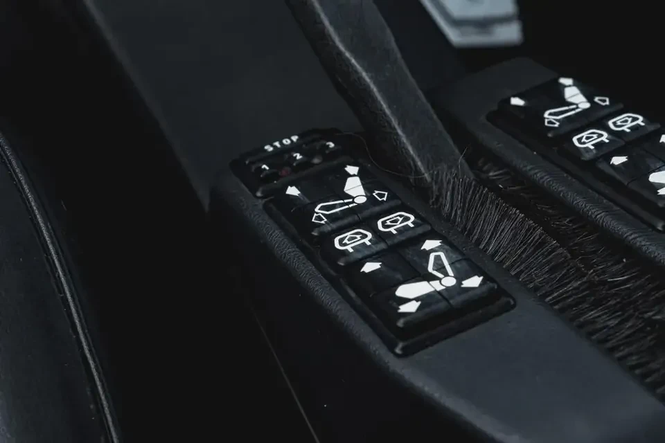 1987 BMW E24 M635CSi & M6 - Image 11 of 20