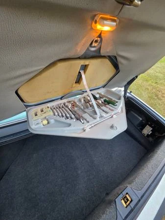 1987 BMW E24 6 Series - Image 10 of 18