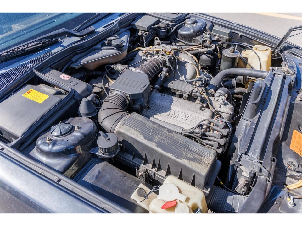 1987 BMW E32 7 Series - Image 8 of 15