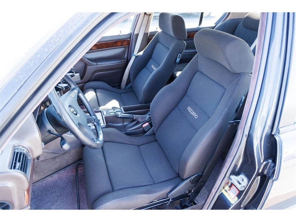 1987 BMW E32 7 Series - Image 11 of 15