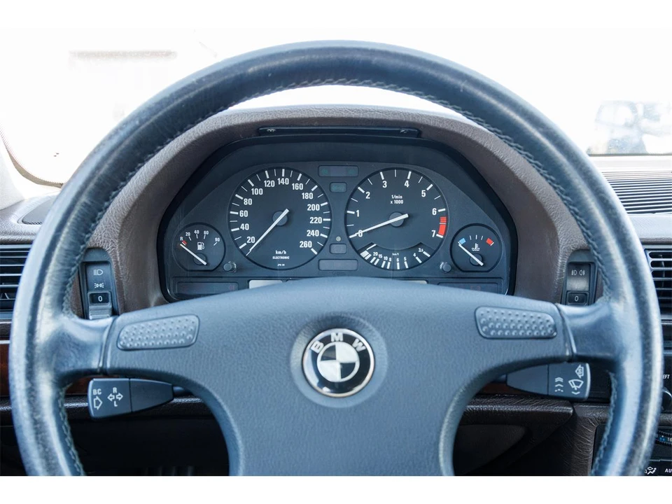 1987 BMW E32 7 Series - Image 13 of 15