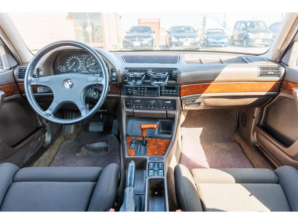 1987 BMW E32 7 Series - Image 15 of 15