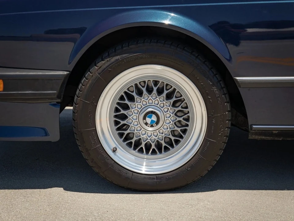 1987 BMW E24 6 Series - Image 8 of 30