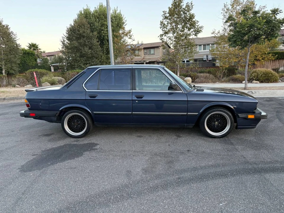 1987 BMW E28 5 Series - Image 4 of 22